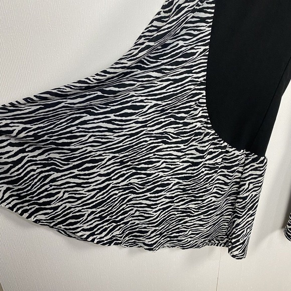 Ashro Woman’s Black White Zebra Print Wide Leg Pants Size 12. - Picture 5 of 11